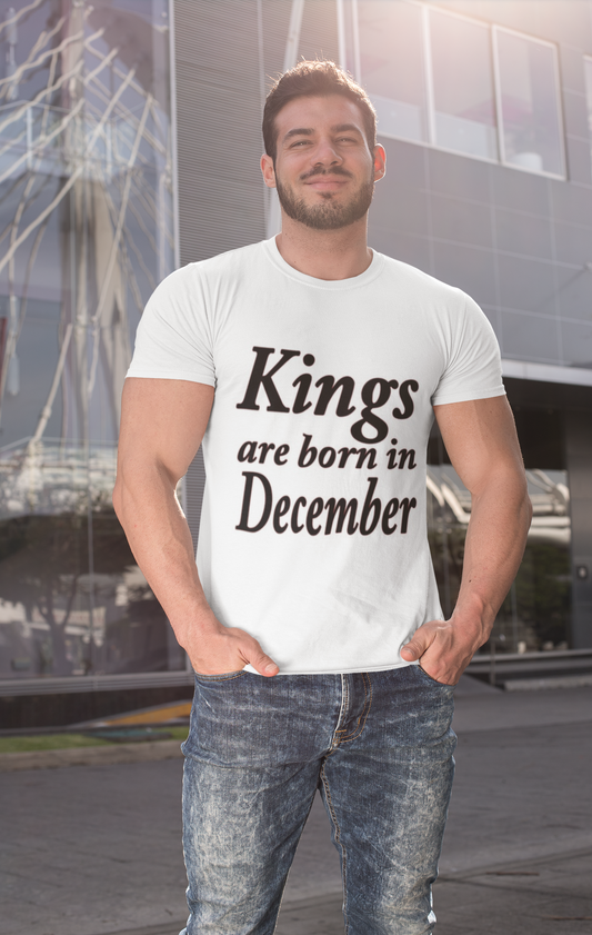 KINGS ARE BORN IN DECEMBER MEN'S T-SHIRT Pictures Forever
