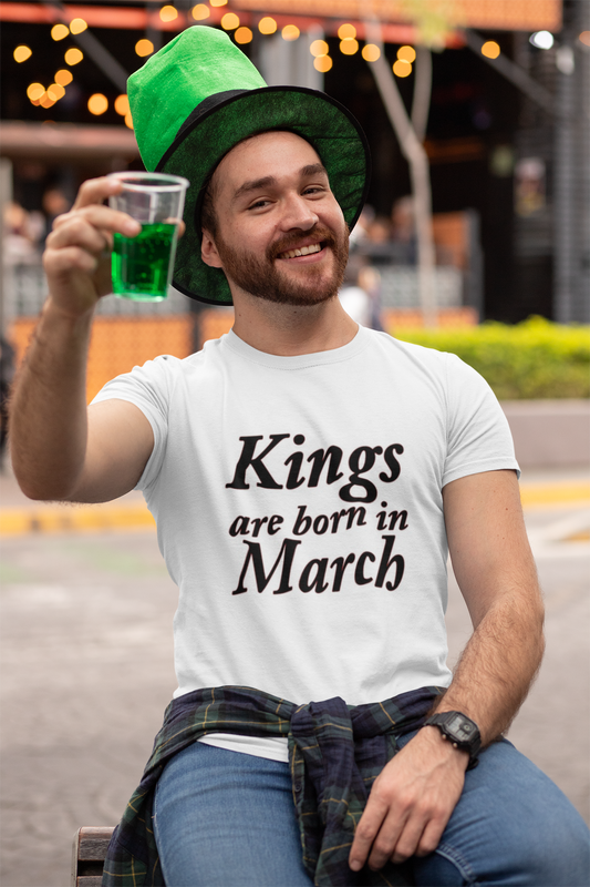 KINGS ARE BORN IN MARCH MEN'S T-SHIRT Pictures Forever