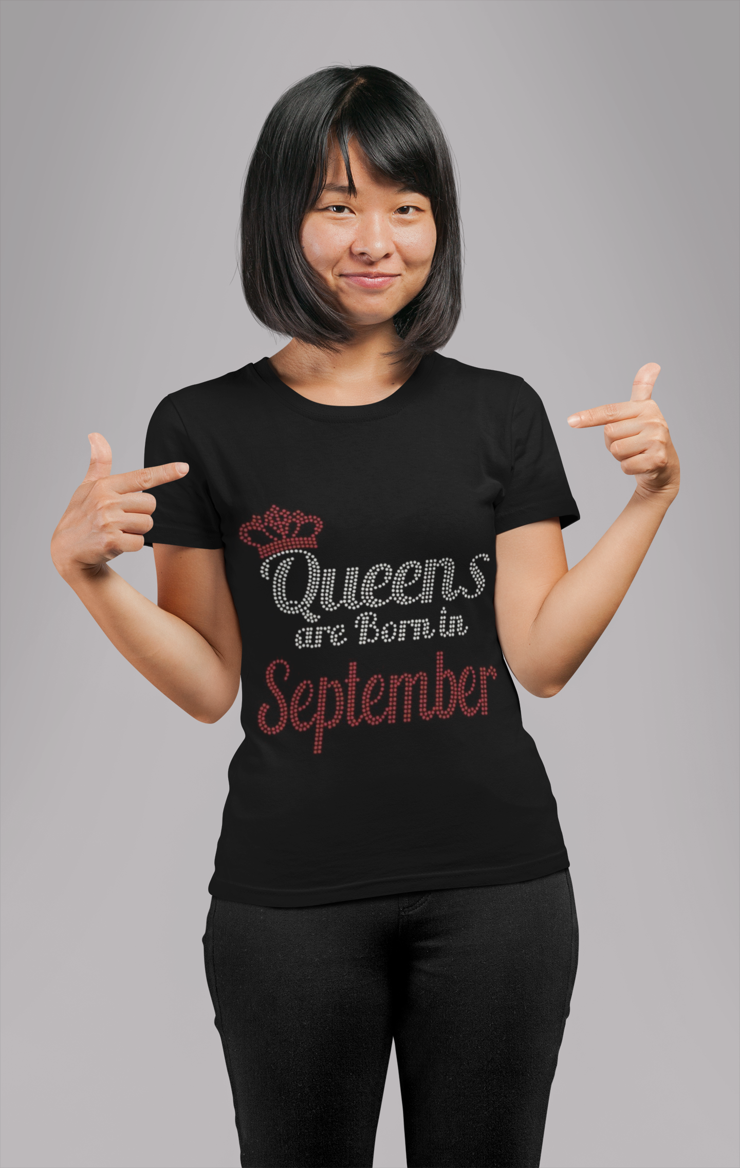 QUEENS ARE BORN IN SEPTEMBER WOMEN'S T-SHIRT Pictures Forever